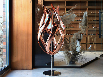 Скульптура для интерьера Бутон напольное исполнение